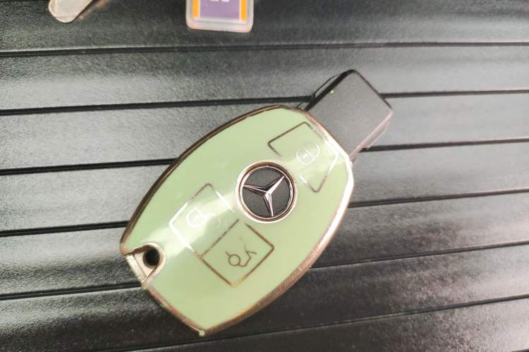 Used Mercedes-Benz GLE Coupe 2017 GLE 320 4MATIC Coupe SUV Vehicle Key