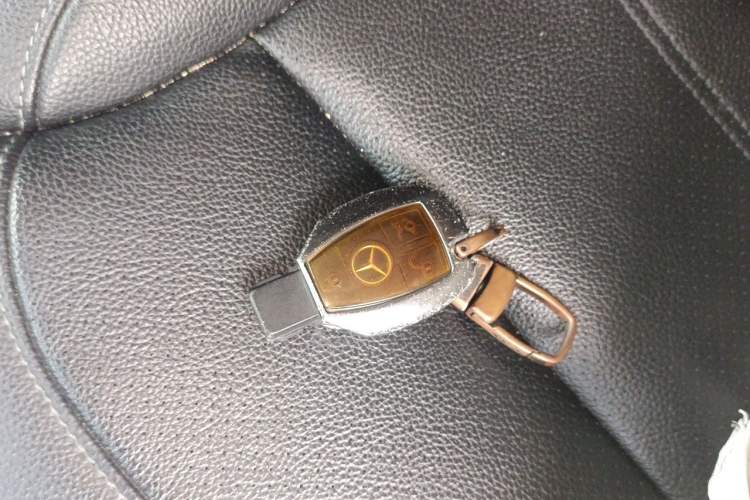 Used Mercedes-Benz GLE Coupe 2017 GLE 320 4MATIC Coupe SUV Vehicle Key