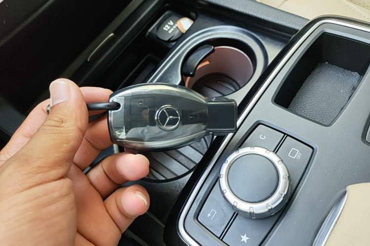 Used Mercedes-Benz GLE Coupe 2017 GLE 320 4MATIC Coupe SUV Vehicle Key