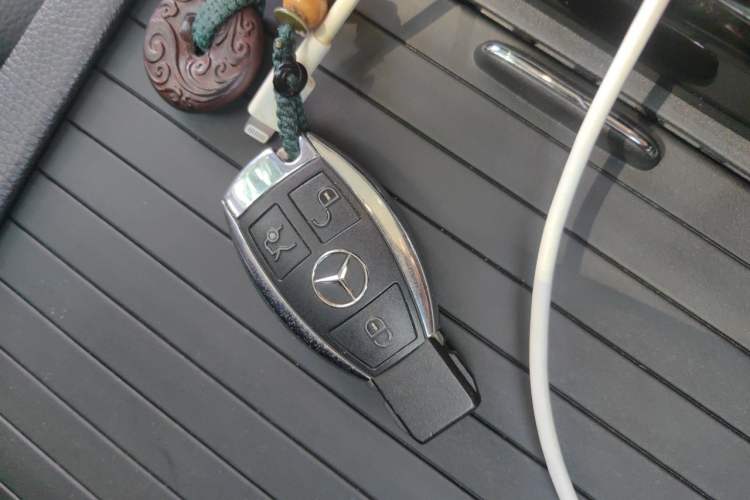 Used Mercedes-Benz GLE Coupe 2017 GLE 320 4MATIC Coupe SUV Vehicle Key
