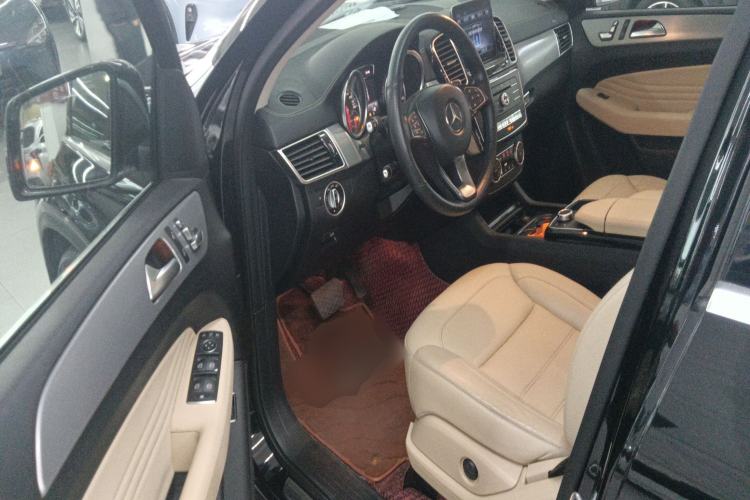 Used Mercedes-Benz GLE Coupe 2018 GLE 320 4MATIC Coupe SUV Driver Seat
