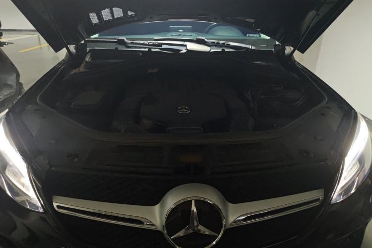 Used Mercedes-Benz GLE Coupe 2018 GLE 400 4MATIC Coupe SUV Engine Bay