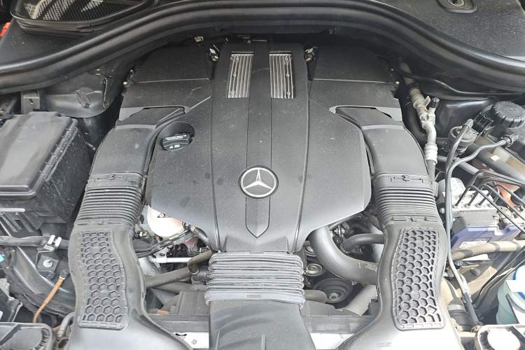 Used Mercedes-Benz GLE Coupe 2018 GLE 320 4MATIC Coupe SUV Engine Bay