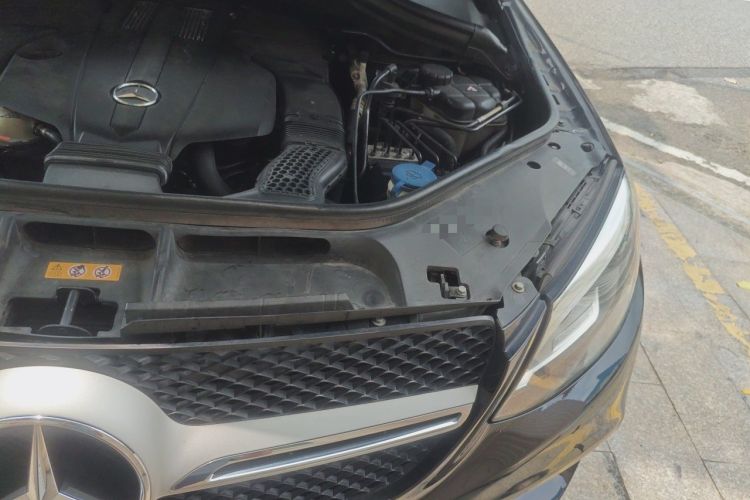 Used Mercedes-Benz GLE Coupe 2018 GLE 320 4MATIC Coupe SUV Engine Bay Left