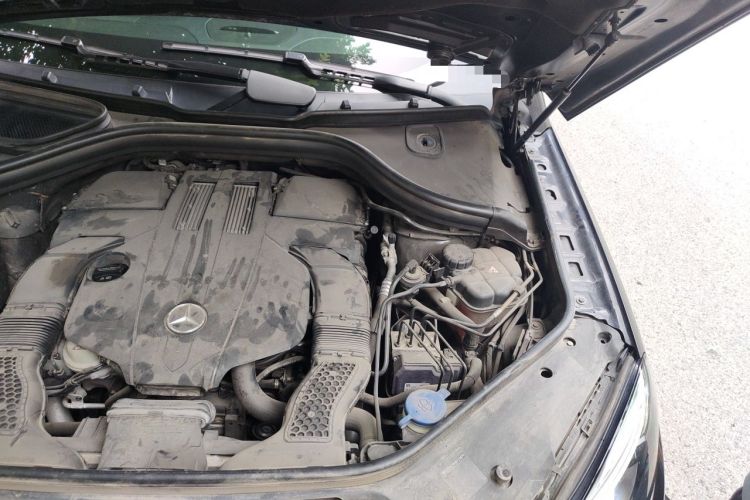 Used Mercedes-Benz GLE Coupe 2018 GLE 320 4MATIC Coupe SUV Engine Bay Left
