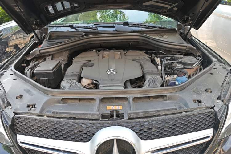 Used Mercedes-Benz GLE Coupe 2018 GLE 320 4MATIC Coupe SUV Engine Bay