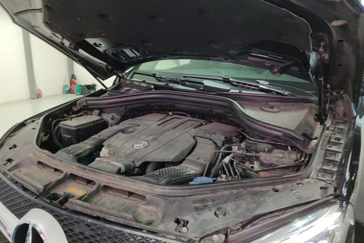 Used Mercedes-Benz GLE Coupe 2018 GLE 320 4MATIC Coupe SUV Engine Bay