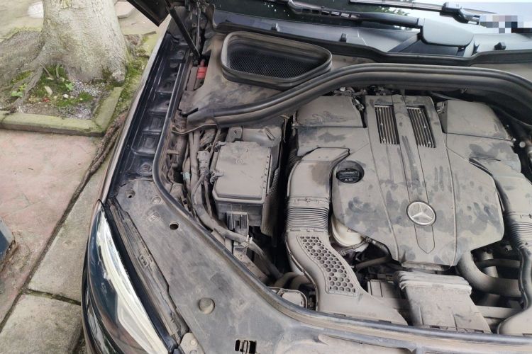 Used Mercedes-Benz GLE Coupe 2018 GLE 320 4MATIC Coupe SUV Engine Bay Right