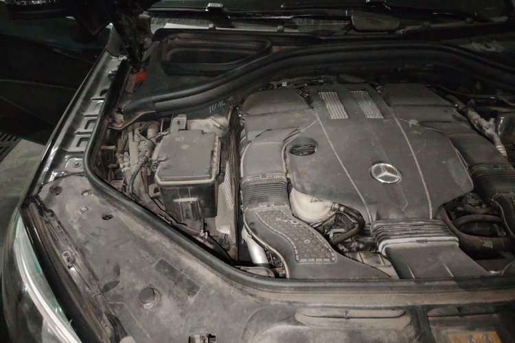 Used Mercedes-Benz GLE Coupe 2018 GLE 400 4MATIC Coupe SUV Engine Bay Right