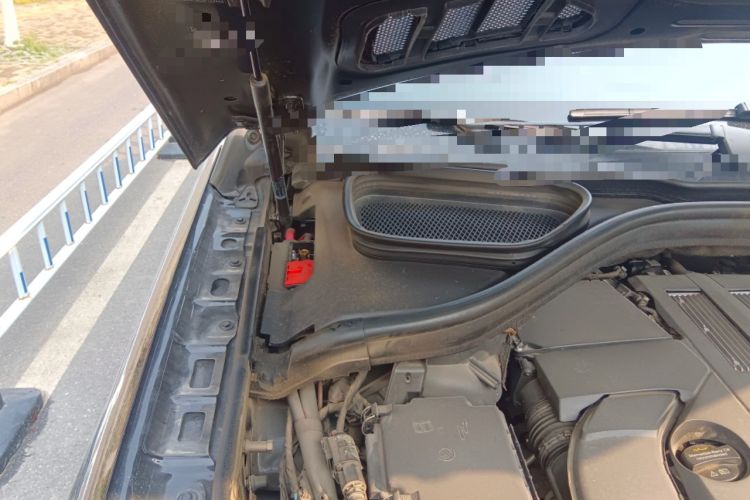 Used Mercedes-Benz GLE Coupe 2018 GLE 320 4MATIC Coupe SUV Engine Bay Right