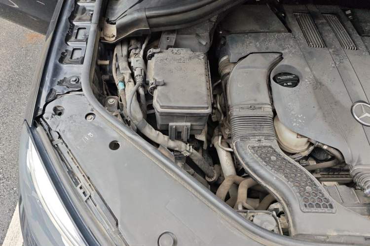 Used Mercedes-Benz GLE Coupe 2018 GLE 320 4MATIC Coupe SUV Engine Bay Right