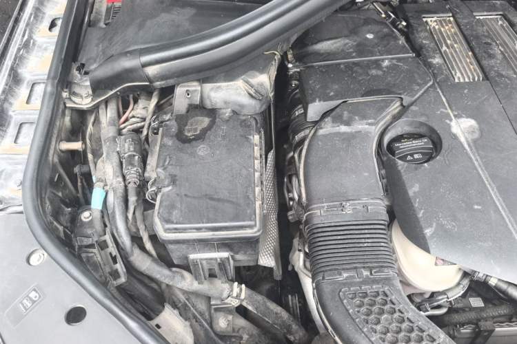 Used Mercedes-Benz GLE Coupe 2018 GLE 320 4MATIC Coupe SUV Engine Bay Right