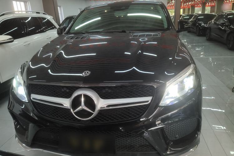 Used Mercedes-Benz GLE Coupe 2018 GLE 320 4MATIC Coupe SUV Exterior 1