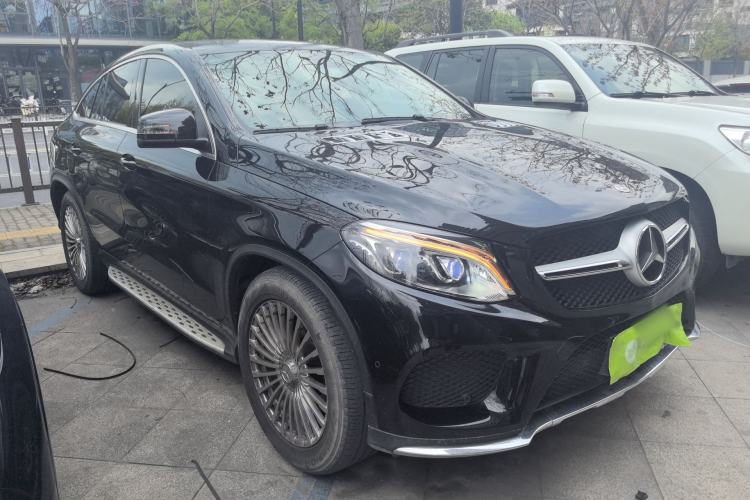 Used Mercedes-Benz GLE Coupe 2018 GLE 320 4MATIC Coupe SUV Exterior 1