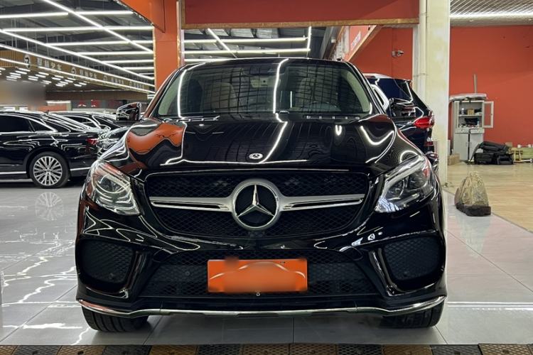 Used Mercedes-Benz GLE Coupe 2018 GLE 320 4MATIC Coupe SUV Exterior 1
