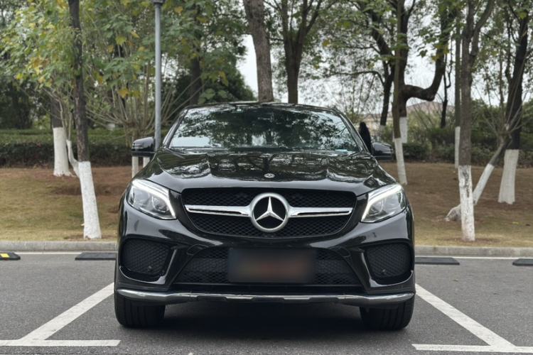 Used Mercedes-Benz GLE Coupe 2018 GLE 320 4MATIC Coupe SUV Exterior 3