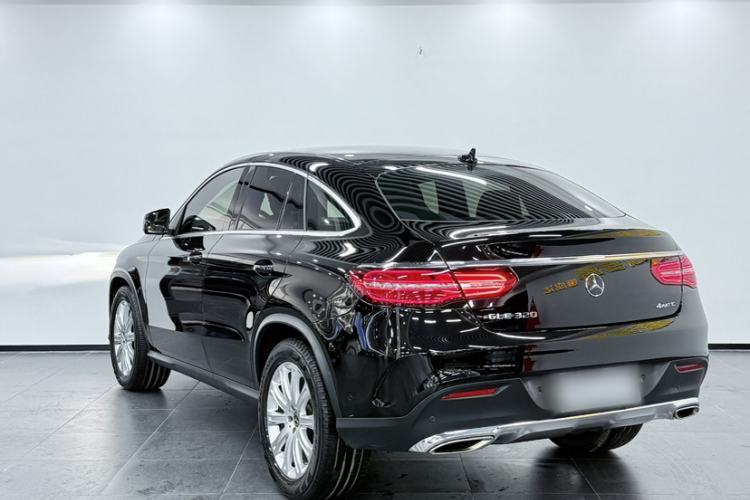 Used Mercedes-Benz GLE Coupe 2018 GLE 320 4MATIC Coupe SUV Exterior 3