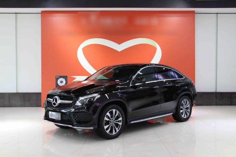 Used Mercedes-Benz GLE Coupe 2018 GLE 400 4MATIC Coupe SUV Exterior 4