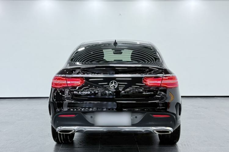 Used Mercedes-Benz GLE Coupe 2018 GLE 320 4MATIC Coupe SUV Exterior 4