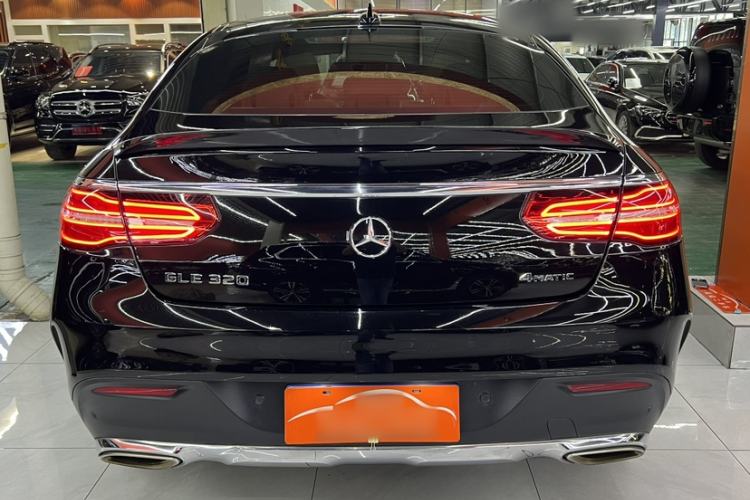 Used Mercedes-Benz GLE Coupe 2018 GLE 320 4MATIC Coupe SUV Exterior 5