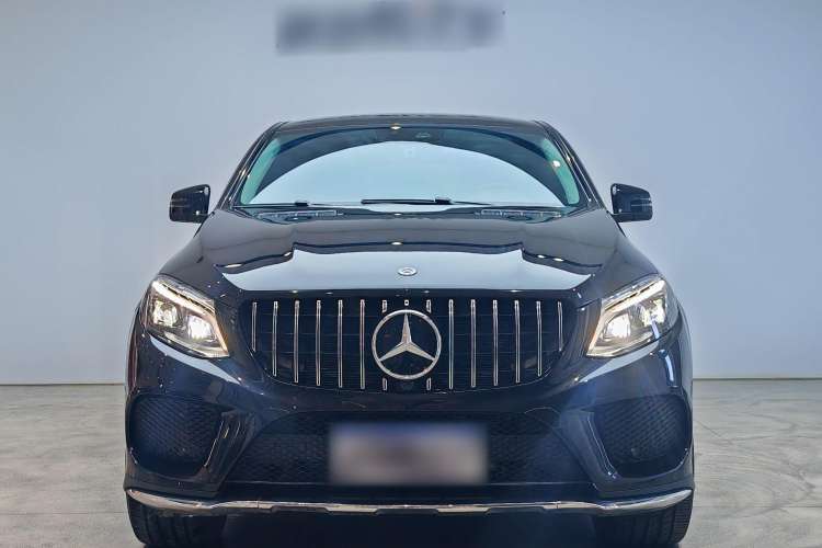 Used Mercedes-Benz GLE Coupe 2018 GLE 320 4MATIC Coupe SUV Exterior 6