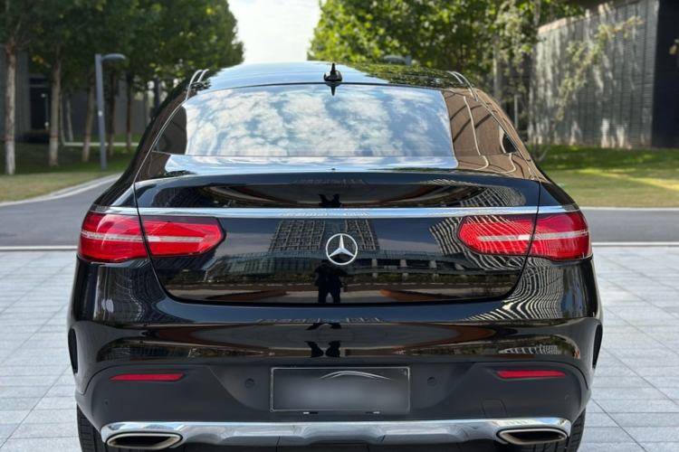 Used Mercedes-Benz GLE Coupe 2018 GLE 320 4MATIC Coupe SUV Exterior 7