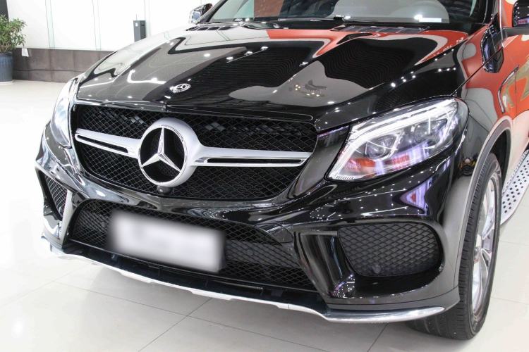 Used Mercedes-Benz GLE Coupe 2018 GLE 400 4MATIC Coupe SUV Exterior 7