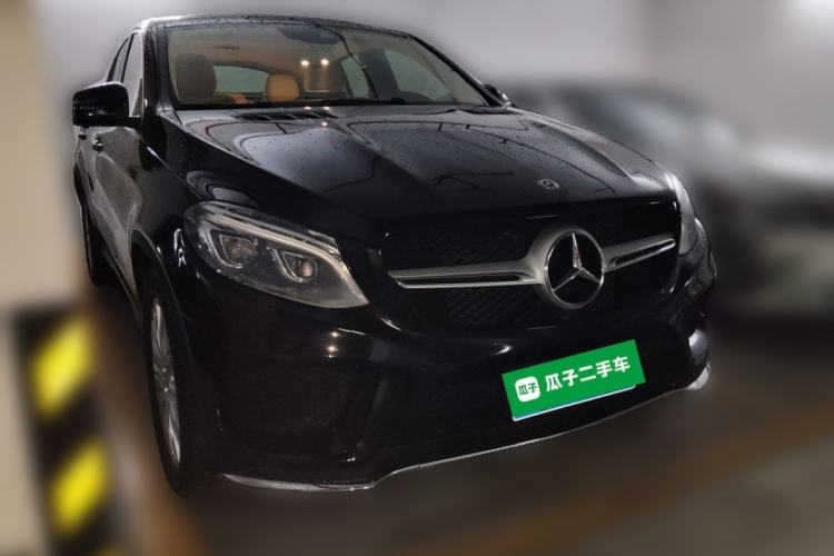 Used Mercedes-Benz GLE Coupe 2018 GLE 320 4MATIC Coupe SUV Front Right 45 Deg
