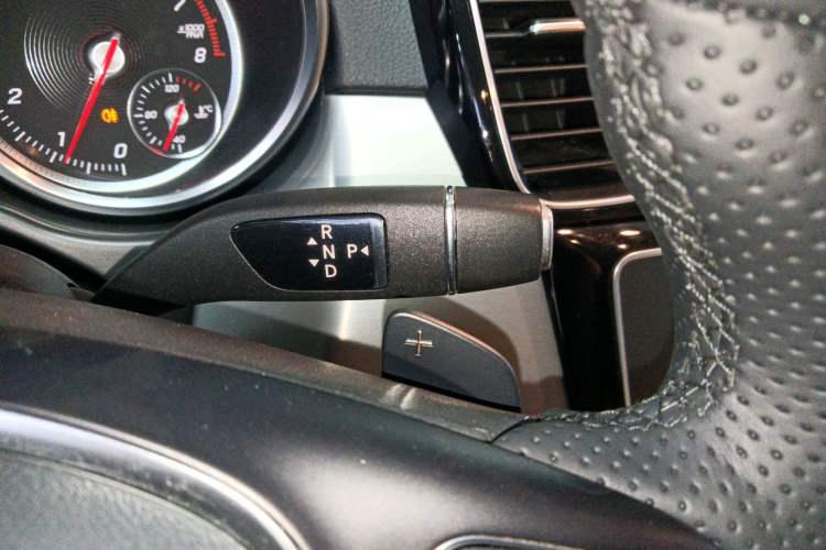 Used Mercedes-Benz GLE Coupe 2018 GLE 400 4MATIC Coupe SUV Gear Lever