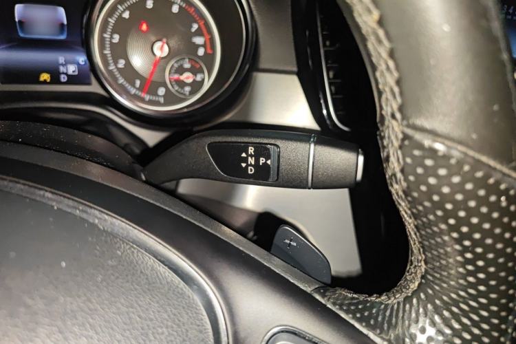 Used Mercedes-Benz GLE Coupe 2018 GLE 320 4MATIC Coupe SUV Gear Lever