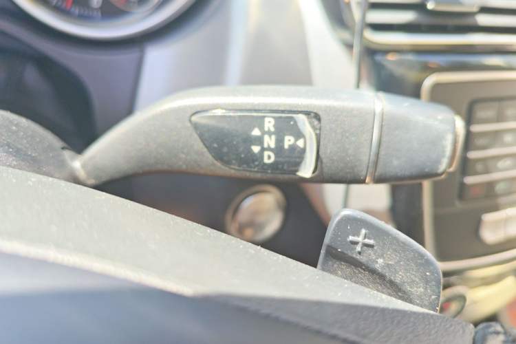 Used Mercedes-Benz GLE Coupe 2018 GLE 320 4MATIC Coupe SUV Gear Lever