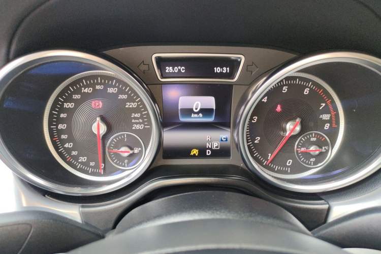 Used Mercedes-Benz GLE Coupe 2018 GLE 320 4MATIC Coupe SUV Instrument Cluster