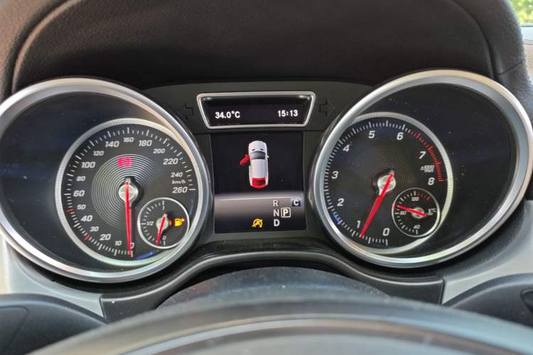 Used Mercedes-Benz GLE Coupe 2018 GLE 320 4MATIC Coupe SUV Instrument Cluster