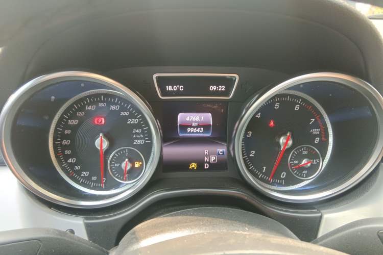 Used Mercedes-Benz GLE Coupe 2018 GLE 320 4MATIC Coupe SUV Instrument Cluster