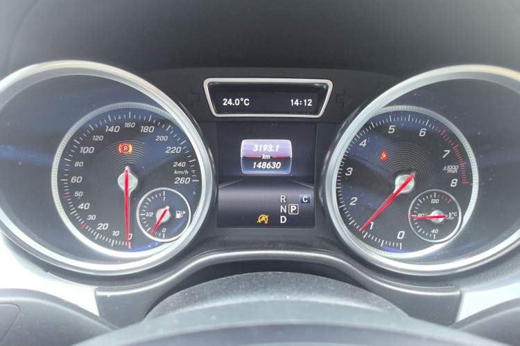 Used Mercedes-Benz GLE Coupe 2018 GLE 320 4MATIC Coupe SUV Instrument Cluster