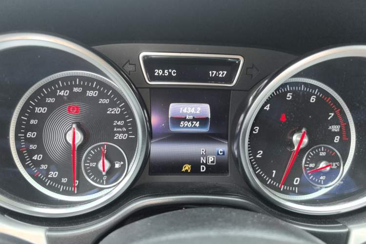 Used Mercedes-Benz GLE Coupe 2018 GLE 320 4MATIC Coupe SUV Instrument Cluster