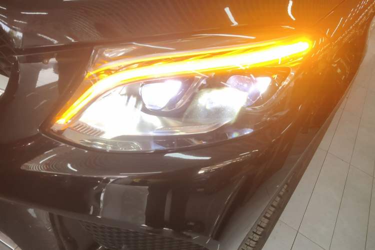 Used Mercedes-Benz GLE Coupe 2018 GLE 320 4MATIC Coupe SUV Left Front Headlight