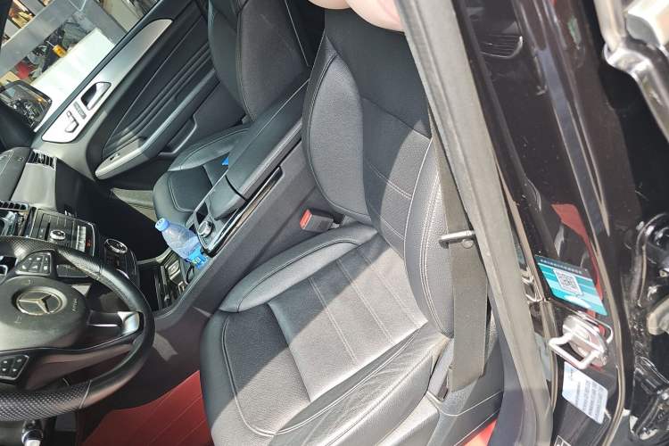 Used Mercedes-Benz GLE Coupe 2018 GLE 320 4MATIC Coupe SUV Left Front Seat