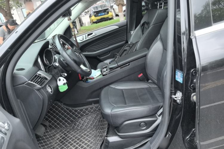 Used Mercedes-Benz GLE Coupe 2018 GLE 320 4MATIC Coupe SUV Left Front Seat