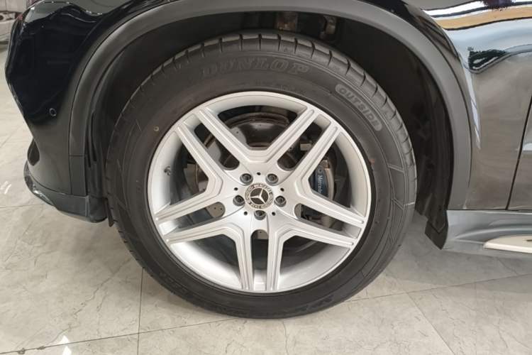 Used Mercedes-Benz GLE Coupe 2018 GLE 320 4MATIC Coupe SUV Left Front Wheel Hub
