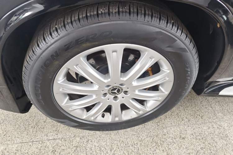 Used Mercedes-Benz GLE Coupe 2018 GLE 320 4MATIC Coupe SUV Left Front Wheel Hub