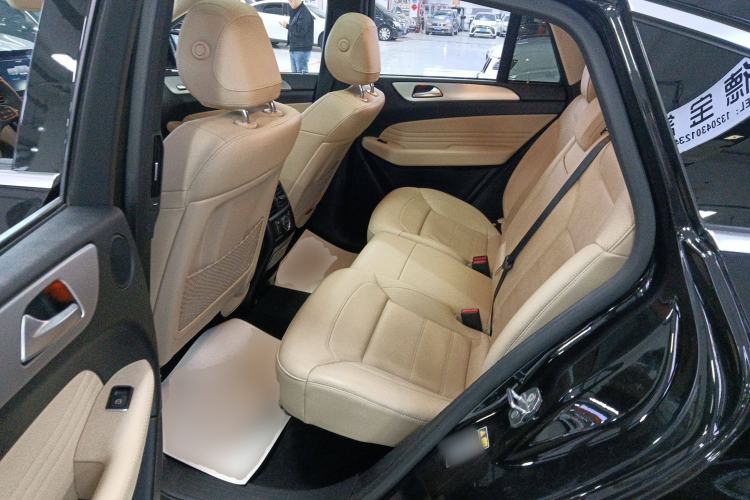 Used Mercedes-Benz GLE Coupe 2018 GLE 400 4MATIC Coupe SUV Left Rear Seat