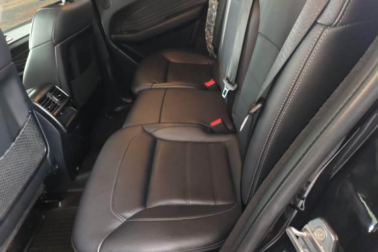 Used Mercedes-Benz GLE Coupe 2018 GLE 320 4MATIC Coupe SUV Left Rear Seat