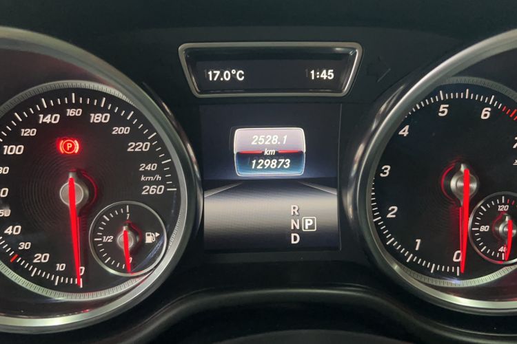 Used Mercedes-Benz GLE Coupe 2018 GLE 320 4MATIC Coupe SUV Odometer Close Up