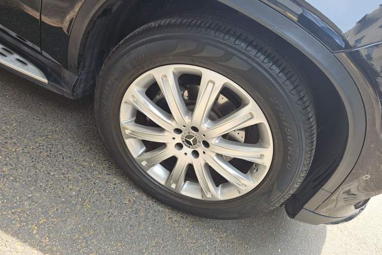 Used Mercedes-Benz GLE Coupe 2018 GLE 320 4MATIC Coupe SUV Right Front Wheel Hub