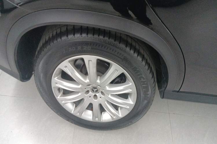 Used Mercedes-Benz GLE Coupe 2018 GLE 320 4MATIC Coupe SUV Right Rear Wheel Hub