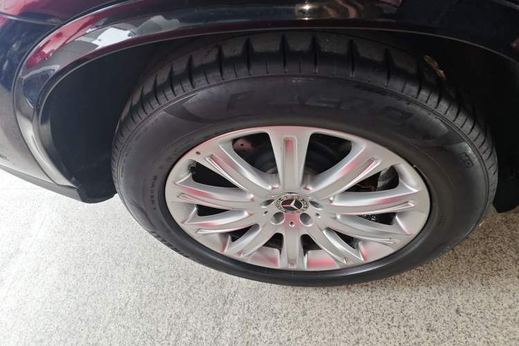 Used Mercedes-Benz GLE Coupe 2018 GLE 320 4MATIC Coupe SUV Right Rear Wheel Hub