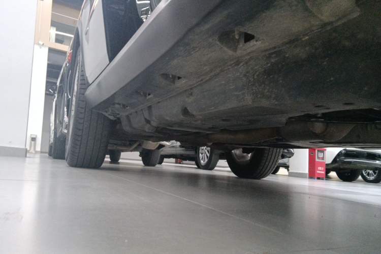 Used Mercedes-Benz GLE Coupe 2018 GLE 320 4MATIC Coupe SUV Right Side Sill