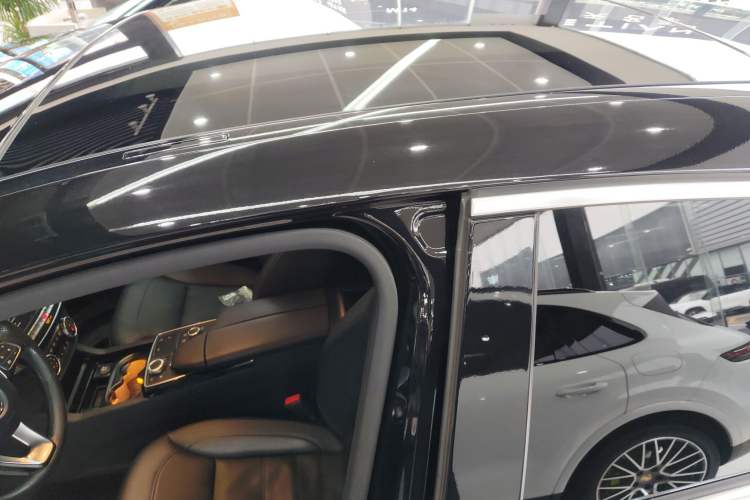 Used Mercedes-Benz GLE Coupe 2018 GLE 400 4MATIC Coupe SUV Roof