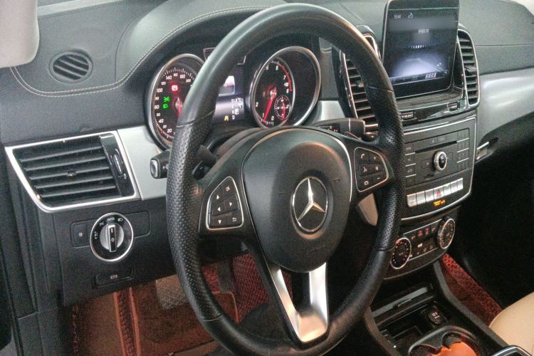 Used Mercedes-Benz GLE Coupe 2018 GLE 320 4MATIC Coupe SUV Steering Wheel